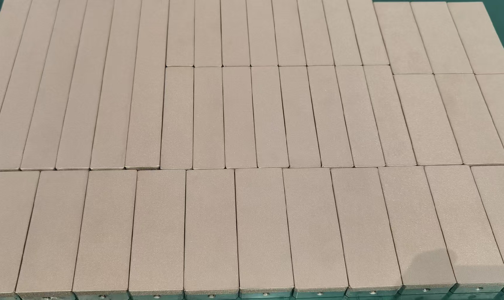 锂电绝缘导电块